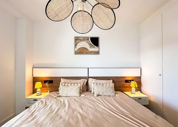 Apartment Unique For Up To 6 People At A Great Location In